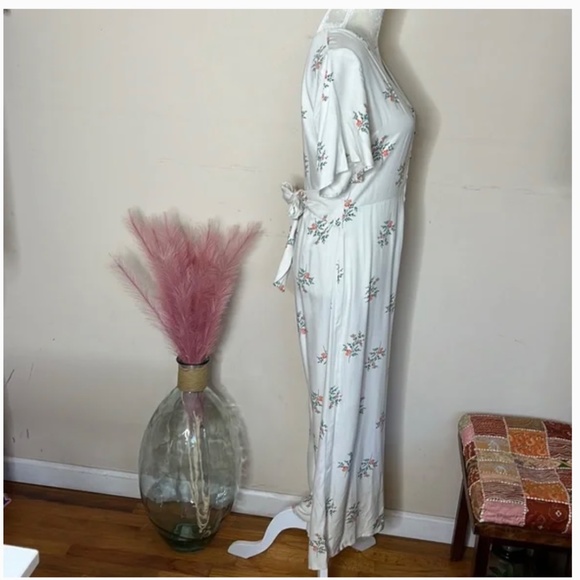 All in favor • floral button front wide leg jumpsuit - Picture 2 of 5
